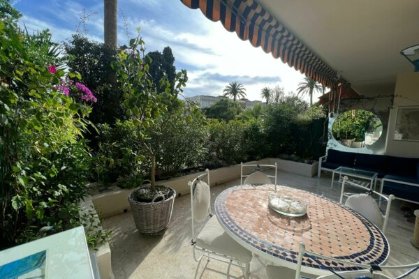 Spacious one bedroom - Beaulieu-Sur-Mer - Sea glimpse