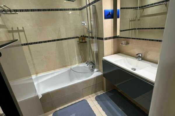 Spacious one bedroom - Beaulieu-Sur-Mer - Sea glimpse