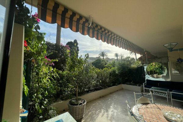 Spacious one bedroom - Beaulieu-Sur-Mer - Sea glimpse