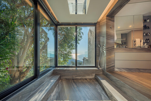 ÈZE - VILLA CONTEMPORAINE D'EXCEPTION AUX PORTES DE MONACO