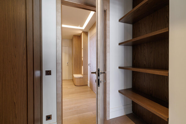 3-ROOM APARTMENT – MILLEFIORI – FULLY RENOVATED – SEA VIEW