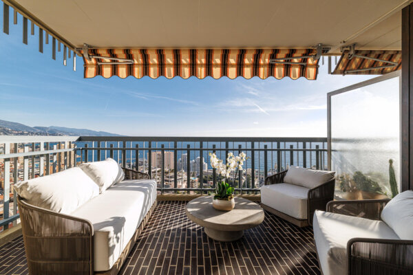 3-ROOM APARTMENT – MILLEFIORI – FULLY RENOVATED – SEA VIEW