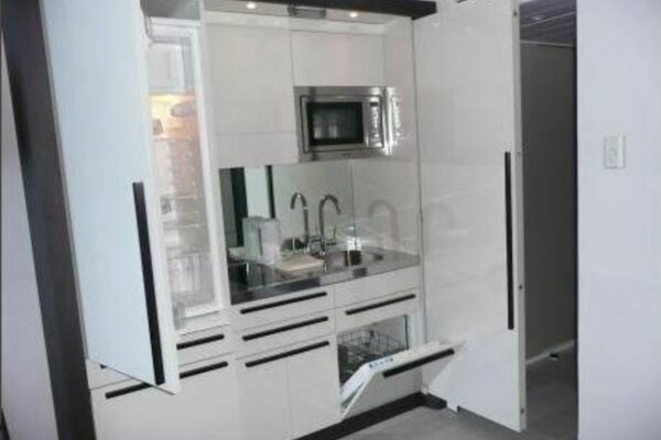 Renovated studio apartment - Fairmont Residence - furnished - patio view