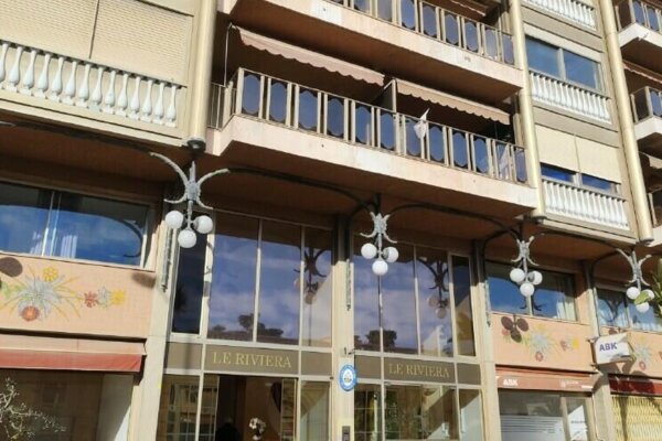 PLUSIEURS PARKINGS DISPONIBLES A LA VENTE - RIVIERA PALACE