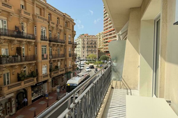 3 camere - Continental - In centro