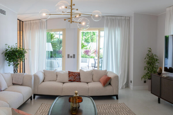 Rocazur - Magnifique appartement de 4/5 pièces rénové avec terrasse