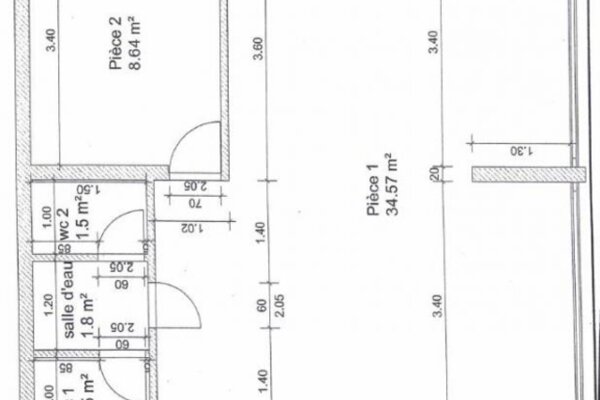 Bureaux avec vitrine en parfait état - Botticelli